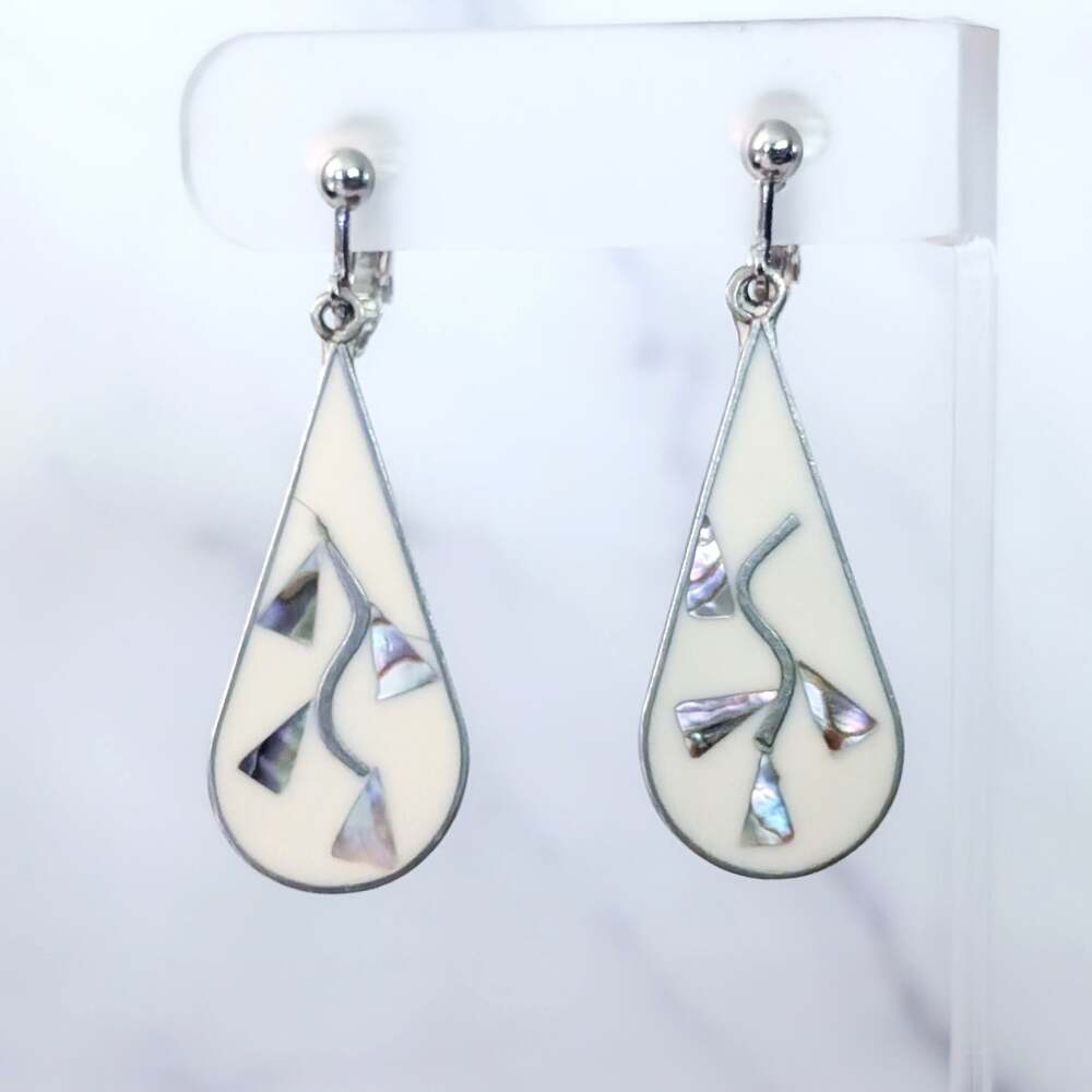 Vintage Clip On Earrings Cream Enamel & Inlayed Abalone Alpaca Mexico
